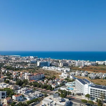 Bluwave Luxury Patio Protaras Riviera * باراليمني
