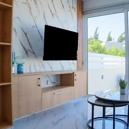 Bluwave Luxury Patio Protaras Riviera * باراليمني